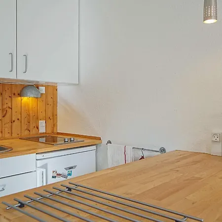 4 Person In Appartement *